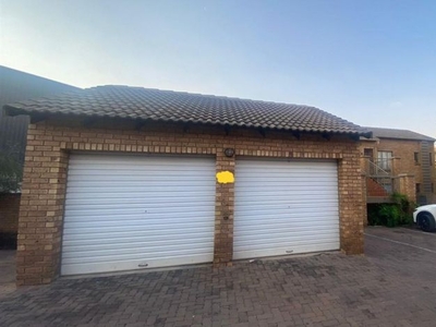 3 Bedroom apartment to rent in Faerie Glen, Pretoria