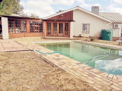3 Bedroom house for sale in Somerset Heights, Grahamstown