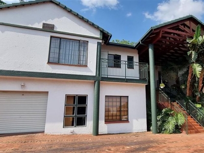 3 Bedroom house for sale in Waverley, Pretoria