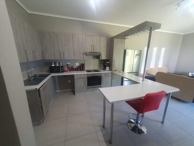 3 Bedroom Townhouse For Sale in Nahoon Valley Park