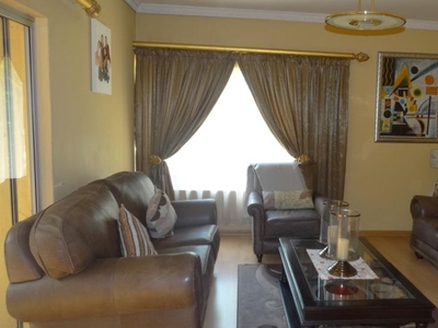 4 Bedroom house for sale in Fourways, Sandton