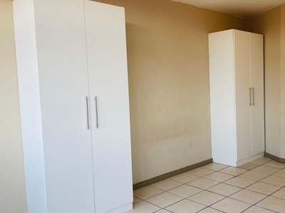 5 Bedroom flat for sale in Muckleneuk, Pretoria