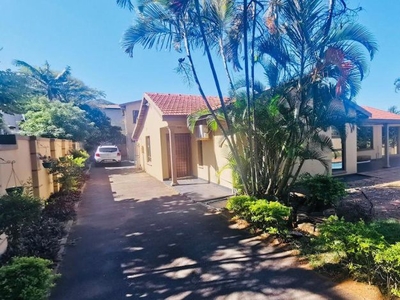 7 Bedroom house sold in Umhlanga Central