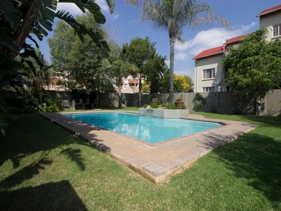 Flat-Apartment To Rent in Paulshof, Gauteng