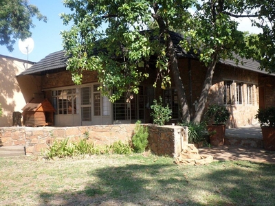 House For Sale in Hartbeespoort Rural, North West
