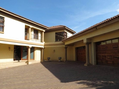 House For Sale in Six Fountains Residential Estate, Gauteng