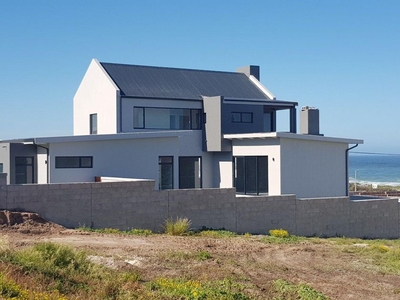 House For Sale in Yzerfontein, Western Cape