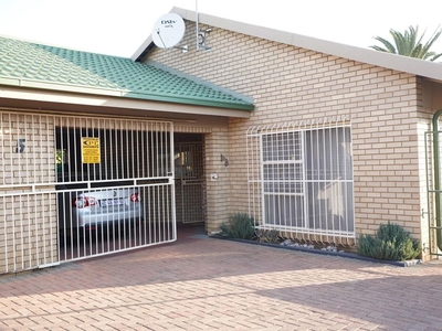 Townhouse For Sale in Fochville, Gauteng