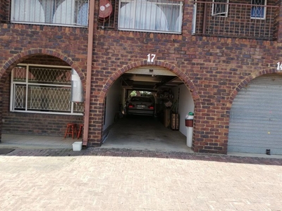 Townhouse For Sale in Three Rivers, Gauteng