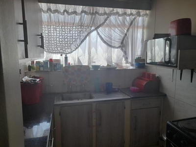 1 Bedroom Flat For Sale in Vanderbijlpark CW