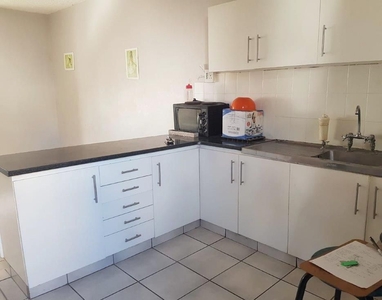 1 Bedroom Apartment For Sale in Port Elizabeth Central
