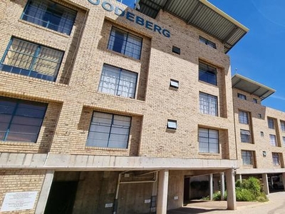 2 Bed Apartment/Flat For Rent Kannoniers Park Potchefstroom