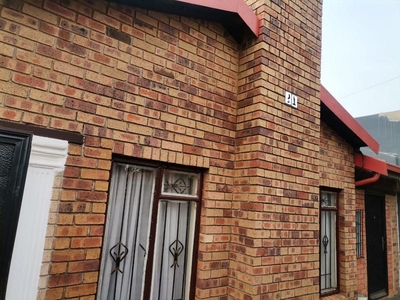 2 Bed House For Rent Pimville Zone 1 Soweto