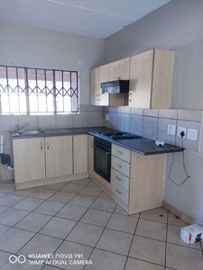 2 Bedroom Apartment To Let in Krugersrus