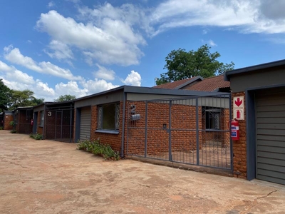 3 Bed Apartment/Flat For Rent Mokopane Central Mokopane (Potgietersrus)