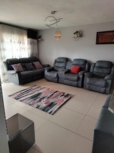 3 Bed Apartment/Flat For Rent Overport Durban
