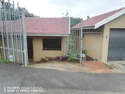 3 Bed House For Rent Carrington Heights Durban