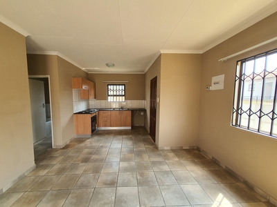 3 Bed Townhouse/Cluster For Rent Albemarle Germiston