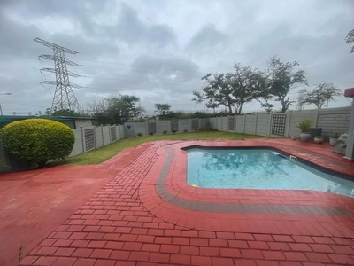 3 Bed Townhouse/Cluster For Rent Empangeni Central Empangeni