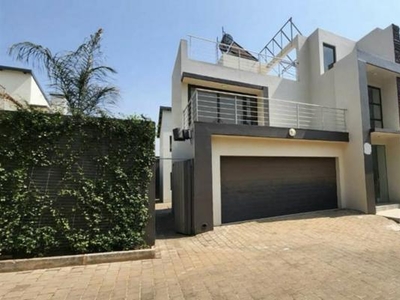 5 Bed House For Rent Bedfordview Bedfordview