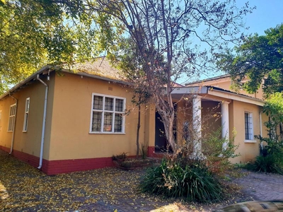 8 Bed House For Rent Arcadia Pretoria
