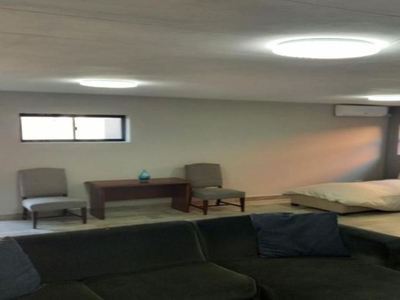 1 Bedroom bachelor to rent in Essenwood, Durban