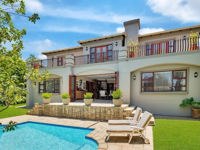 4 Bedroom House For Sale in Eagle Canyon Golf Estate