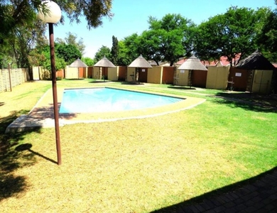 Live the lodge holiday life every day in Eden Glen 2 beds, 2 bathrooms plus loft