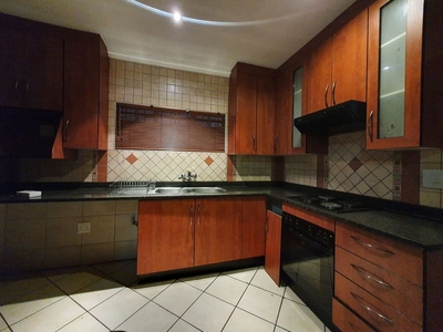 SPACIOUS 3 BEDROOM TOWNHOUSE WITH PRIVATE YARD AND POOL FOR SALE IN DOORNPOORT