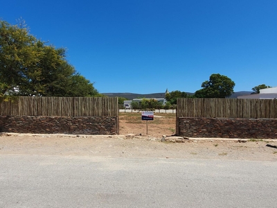 825m² Vacant Land For Sale in Mcgregor