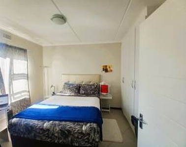2 Bed Apartment in Buh-Rein Estate - Cape Town