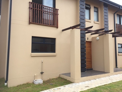 2 Bedroom Sectional Title To Let in Kidds Beach