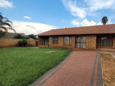 3 Bed House For Rent The Orchards Pretoria North
