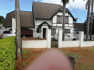 4 Bedroom House For Sale in Isipingo Hills