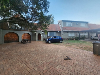 4 Bed House For Rent Rynfield Benoni