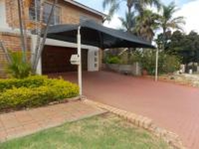 5 Bedroom House for Sale For Sale in Fauna Park - MR625250 -