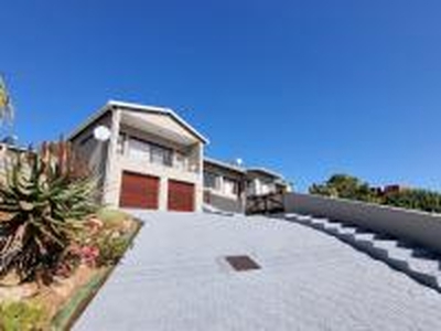 5 Bedroom House to Rent in Mossel Bay - Property to rent - M