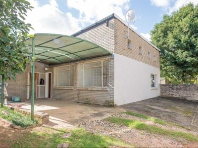 9 Bedroom House For Sale in White River Ext 1