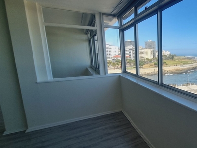 3 bedroom apartment to rent in Mouille Point