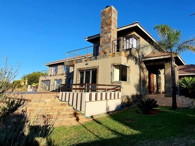 6 Bedroom house for sale in Woodland Hills Wildlife Estate, Bloemfontein