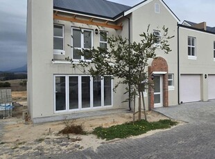 3 Bedroom House To Let in Nooitgedacht Village