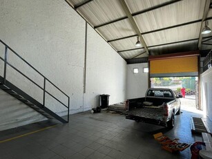 CORPORATE PARK SOUTH: MINI WAREHOUSE / FACTORY / DISTRIBUTION CENTRE TO LET IN GAZELLE STREET!!