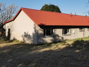 Cottage Rental, Lanseria, Opposite the Crocodile and Reptile Park, Johannesburg