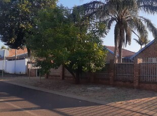 House For Sale in The Orchards Ext 11
