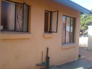 3 Bed House in Emdo Park