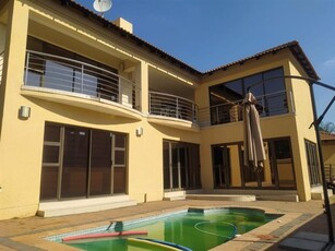 3 Bed House in Rose Acres Estate
