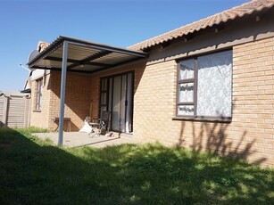 3 Bed Townhouse in Noordhoek