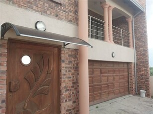 4 Bed House in Emdo Park