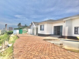 4 BEDROOM HOUSE FOR SALE IN ATHLONE PARK AMANZIMTOTI.