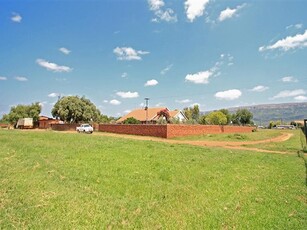 82 ha Farm in Kameeldrift East